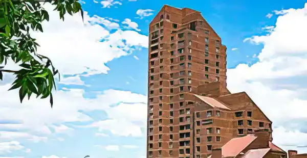 eau-claire-estates-condo-building-guide-eau-claire-calgary-Team-Hripko.ca--